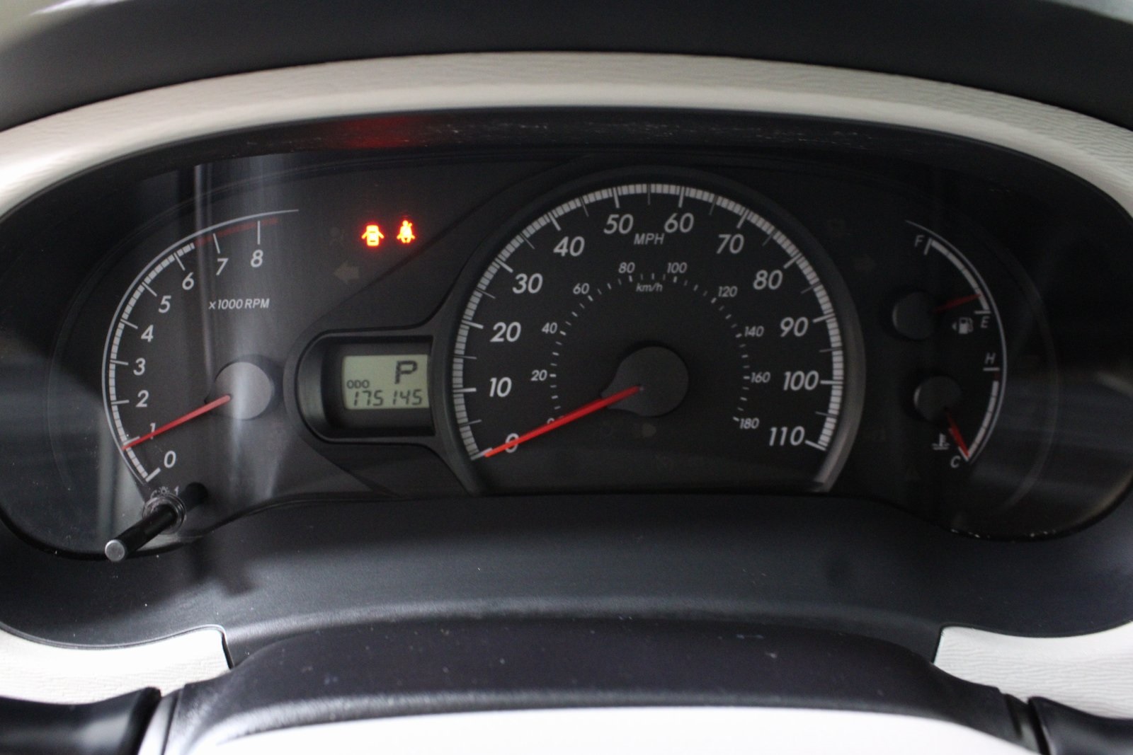 2013 Toyota Sienna LE photo 4