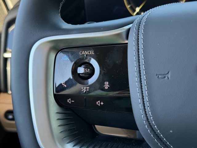 2025 Infiniti QX80 Sensory photo 23