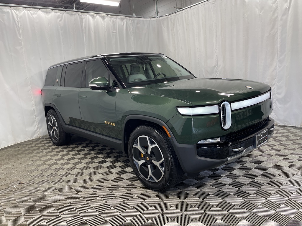 Used 2023 Rivian R1S Adventure with VIN 7PDSGABA2PN013645 for sale in Countryside, IL