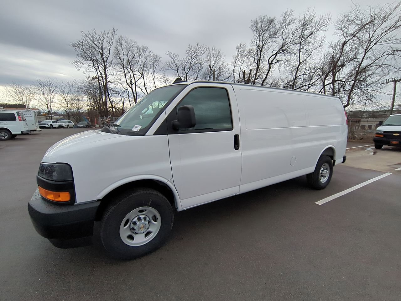 2025 Chevrolet Express Cargo Work Van's photo