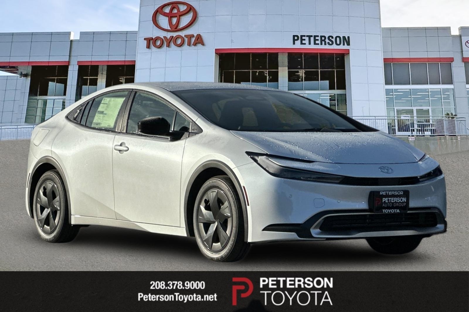 2026 Toyota Prius SE's photo