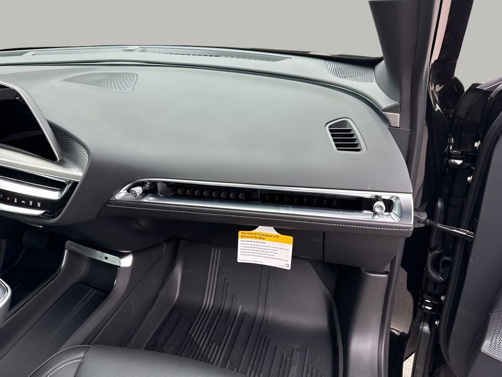 2025 Cadillac Lyriq Sport photo 9