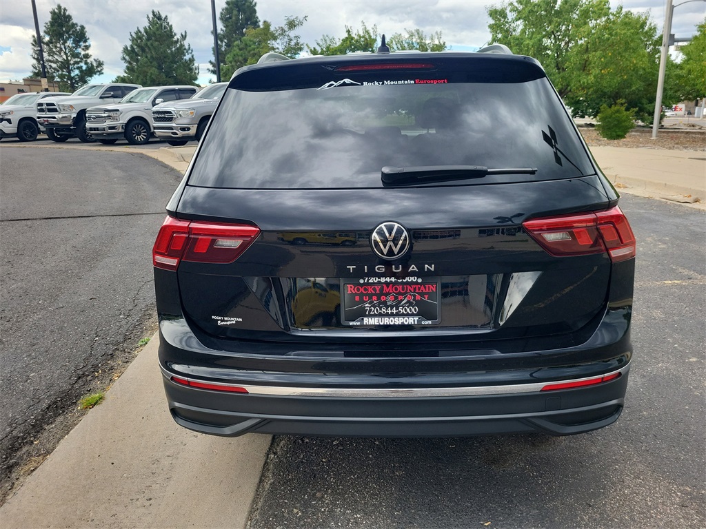 2023 Volkswagen Tiguan S photo 3