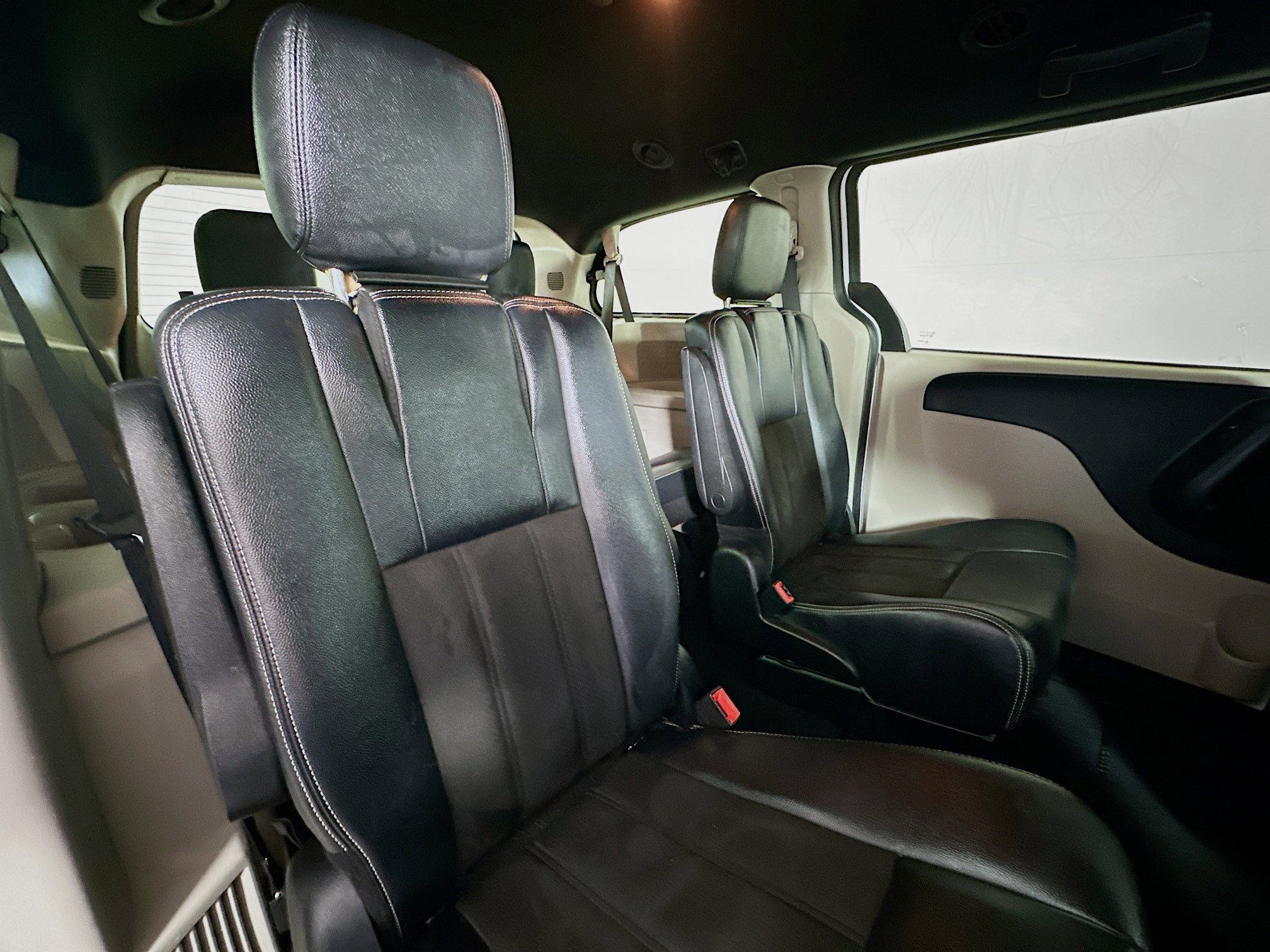 2020 Dodge Grand Caravan SXT photo 24