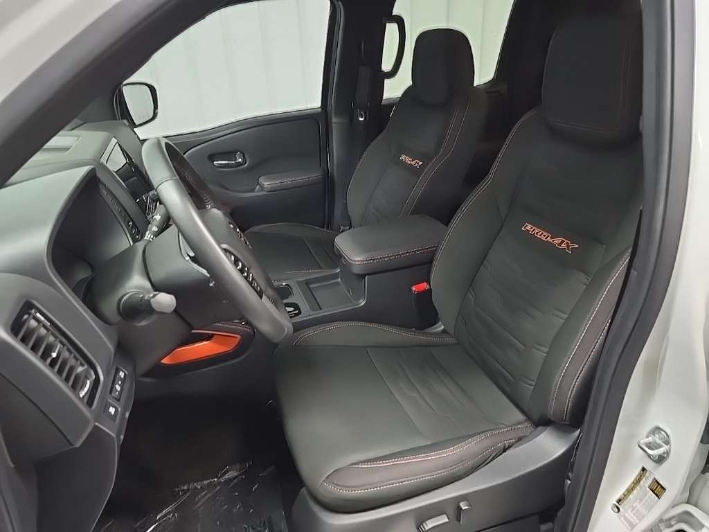 2023 Nissan Frontier PRO-4X photo 29