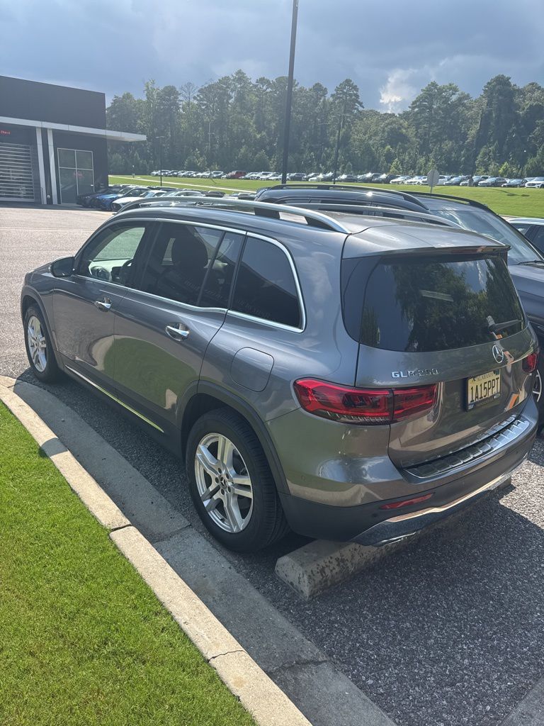 2021 Mercedes Benz GLB 250 photo 3