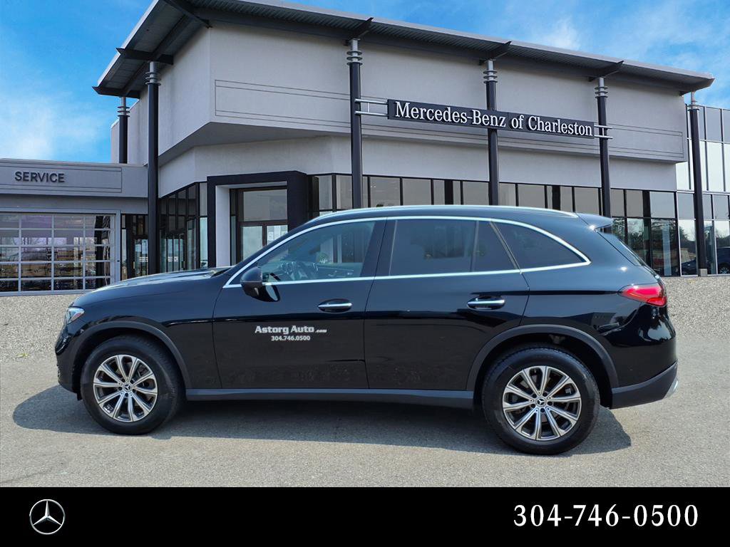 2025 Mercedes Benz GLC 300 4MATIC photo 6