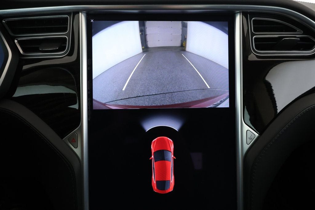 2016 Tesla Model S 75 photo 14