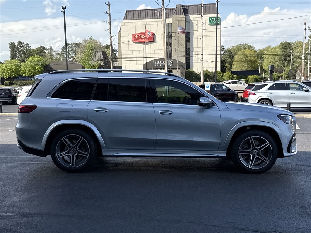 2025 Mercedes Benz GLS 450 4MATIC photo 6