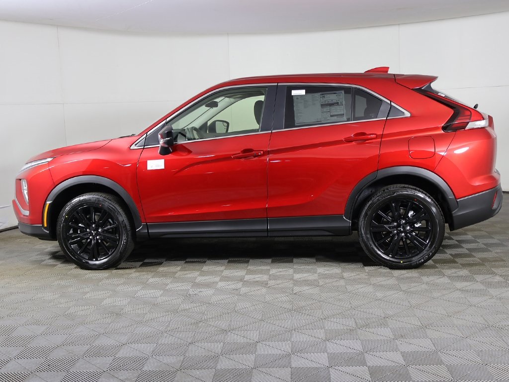 2025 Mitsubishi Eclipse Cross LE photo 24