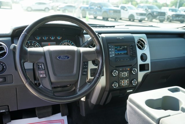 2014 Ford F-150 XLT photo 9