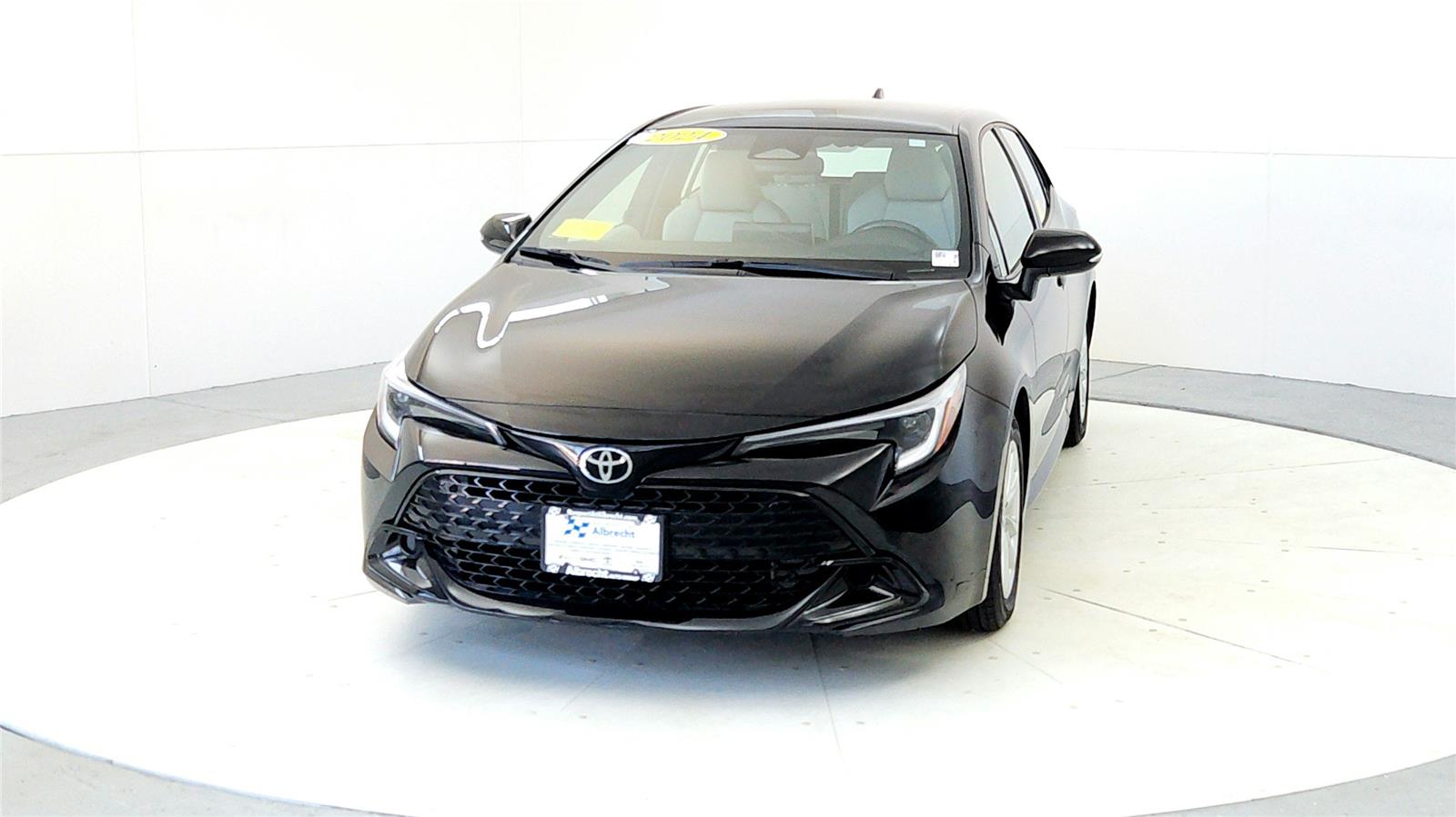 Certified 2024 Toyota Corolla Hatchback SE with VIN JTND4MBE0R3222017 for sale in Kansas City