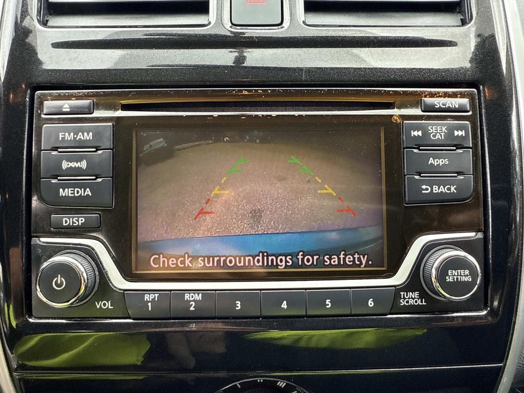 2016 Nissan Versa Note SV photo 25