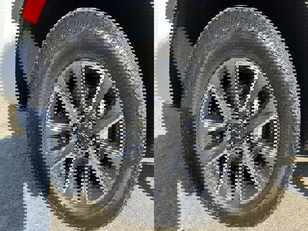 2024 Chevrolet Tahoe Z71 photo 32