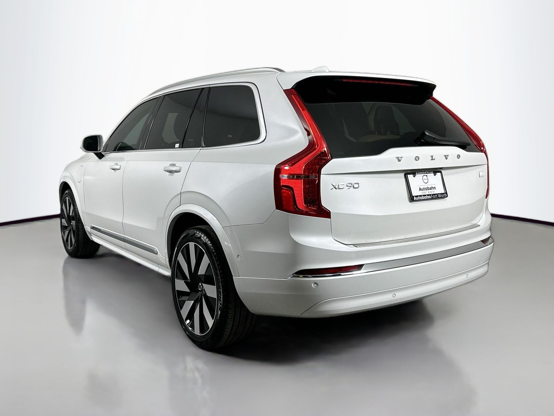 2023 Volvo XC90 Recharge Ultimate photo 4