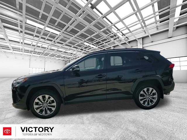 2024 Toyota RAV4 XLE Premium photo 5