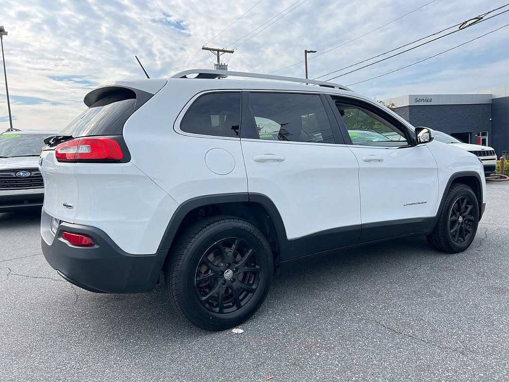 2018 Jeep Cherokee Latitude photo 4