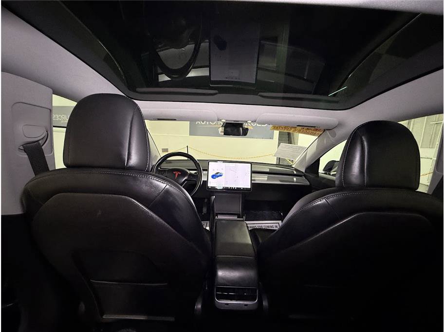 2018 Tesla Model 3 Long Range photo 12