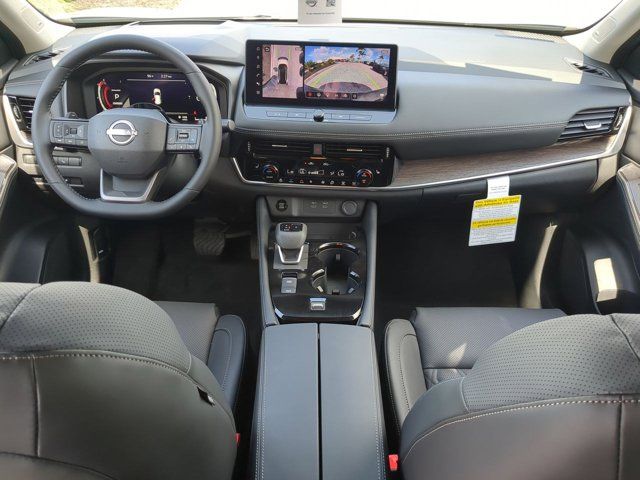 2025 Nissan Rogue Platinum photo 15