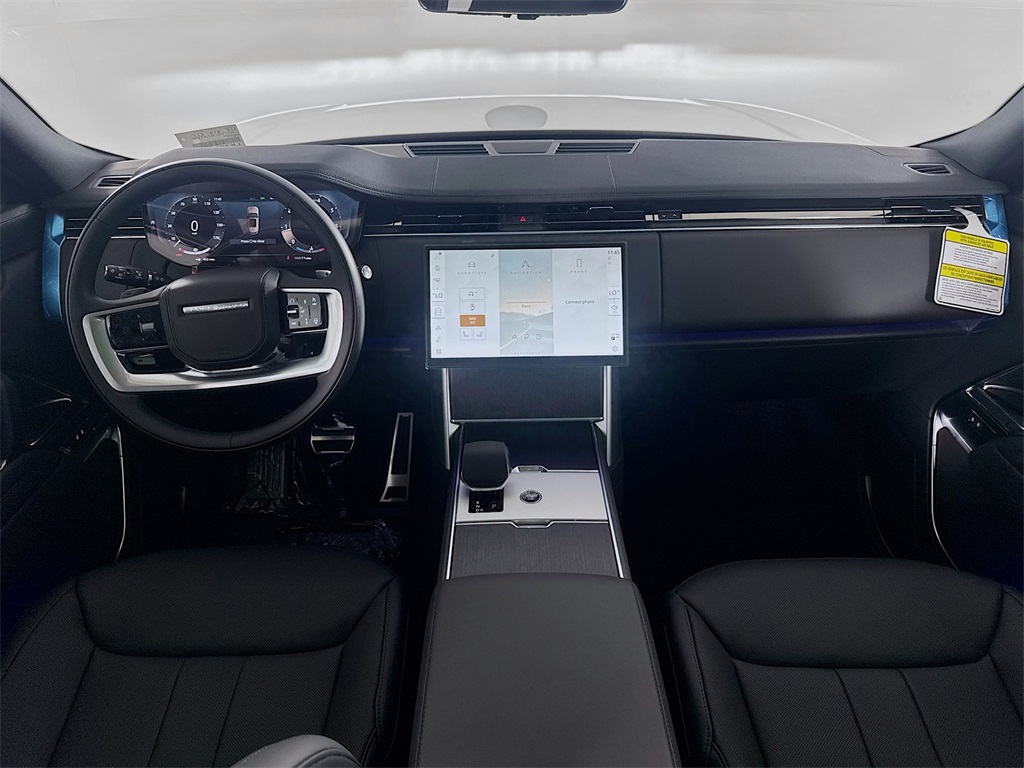 2025 Land Rover Range Rover SE photo 17