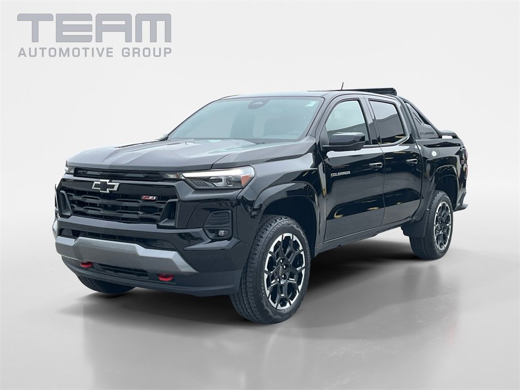 2026 Chevrolet Colorado Z71 photo 3