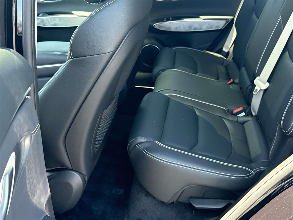 2026 Genesis Electrified GV70 Advanced photo 26