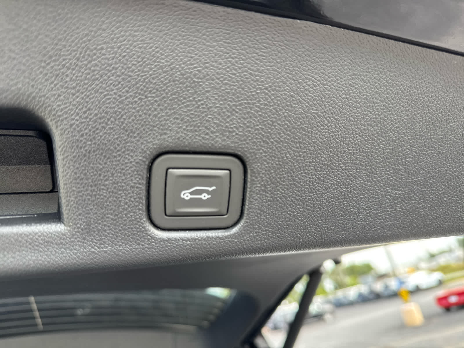 2026 Chevrolet Traverse photo 16