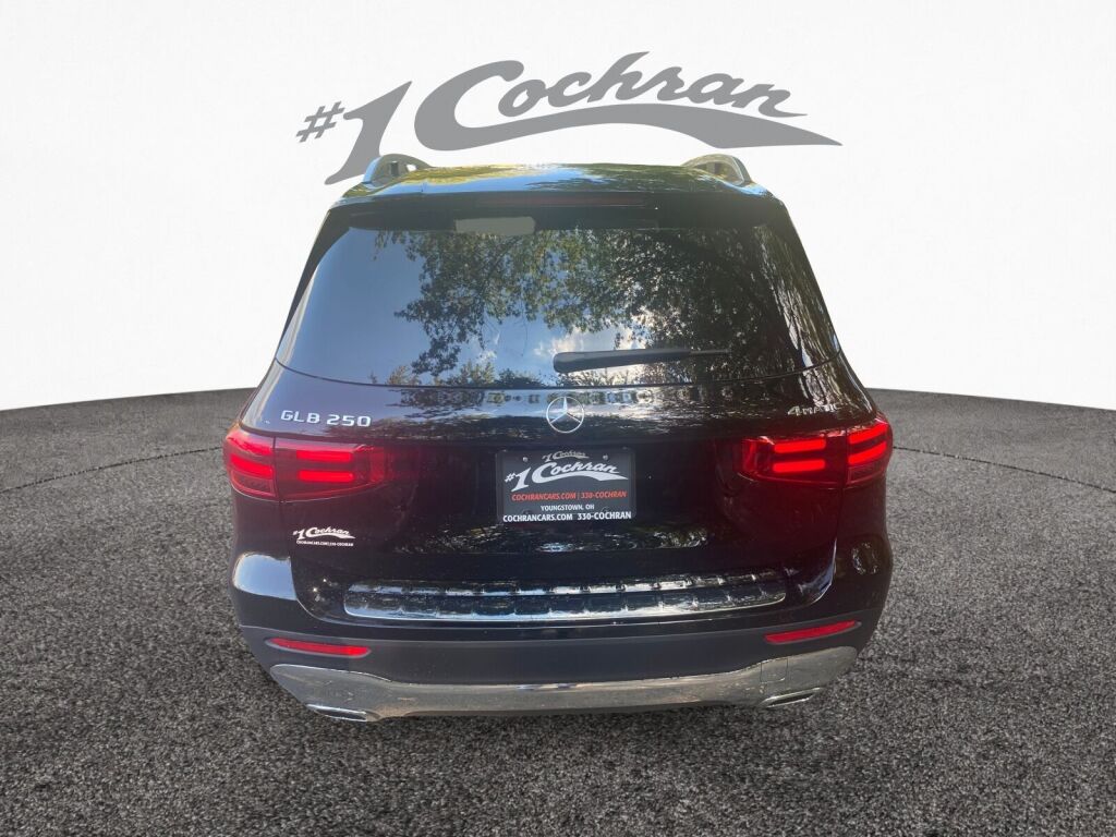 2026 Mercedes Benz GLB 250 4MATIC photo 6