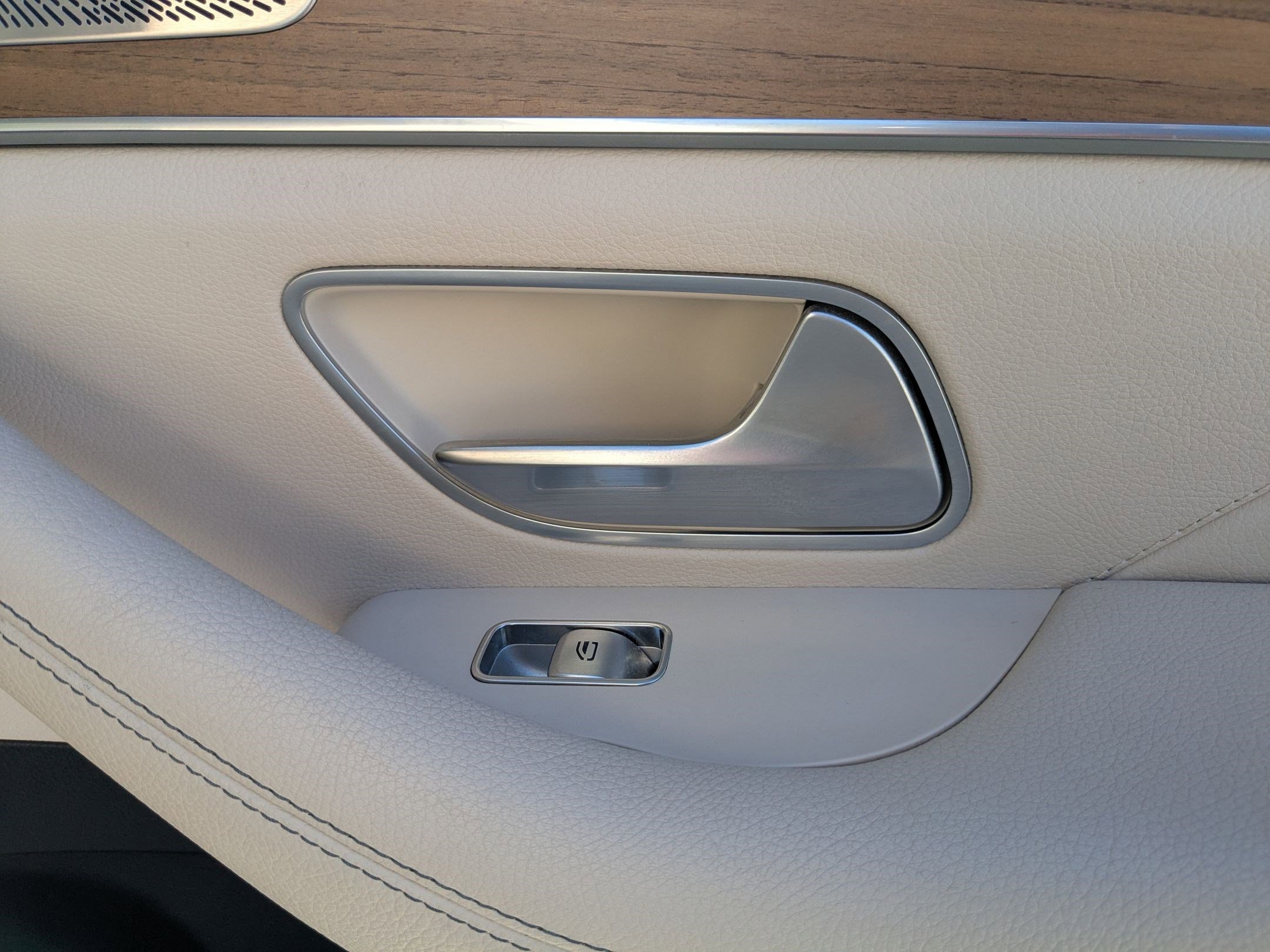 2022 Mercedes Benz GLE 350 4MATIC photo 28