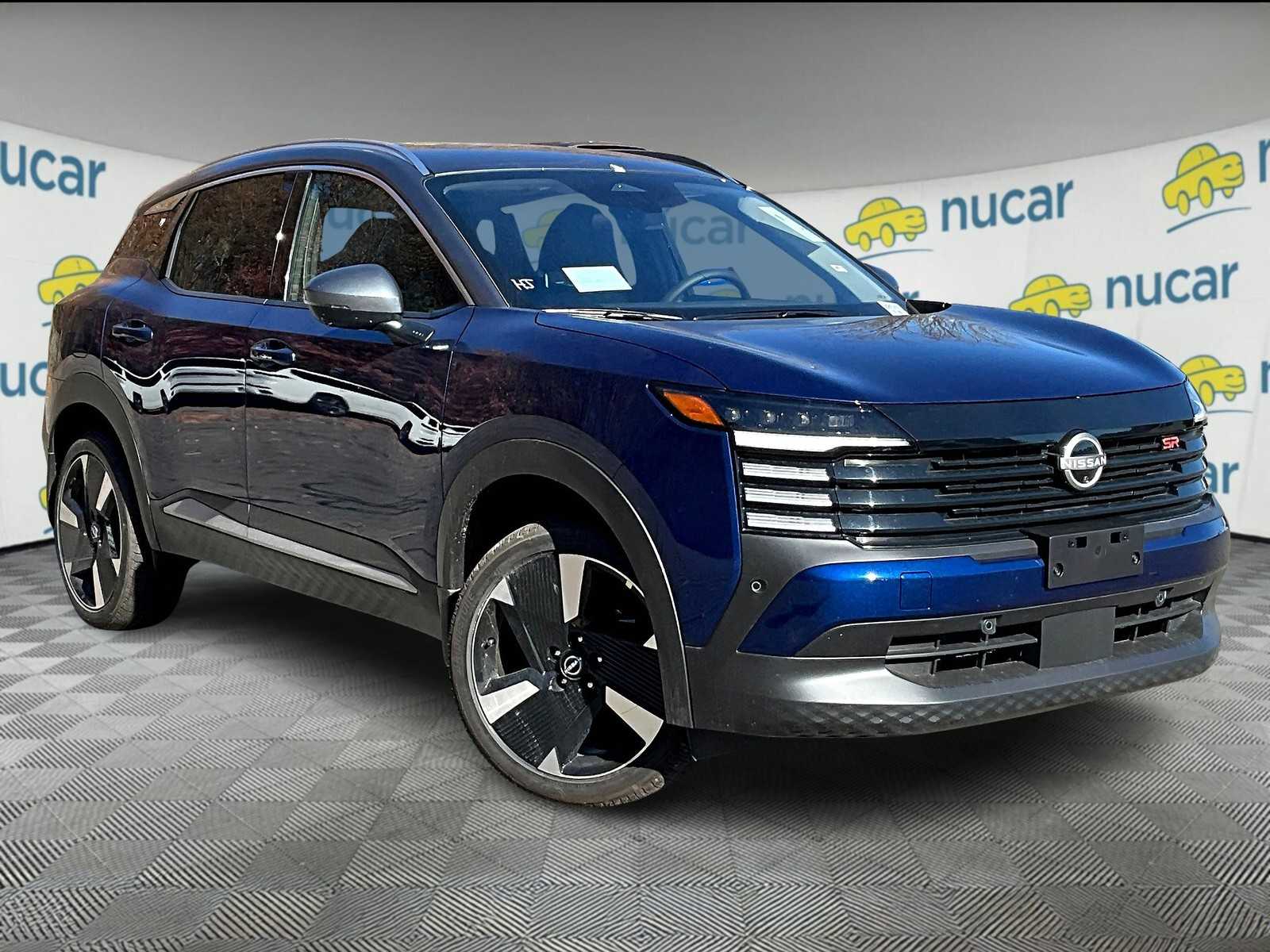 2025 Nissan Kicks SR AWD's photo