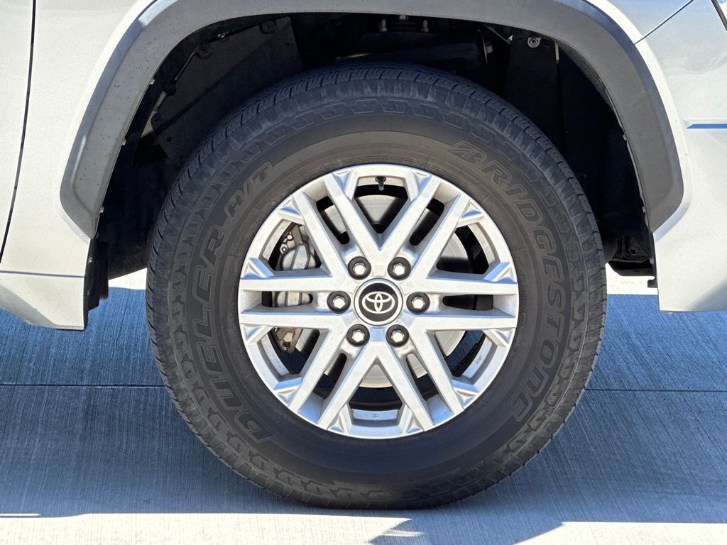 2022 Toyota Tundra SR5 photo 4