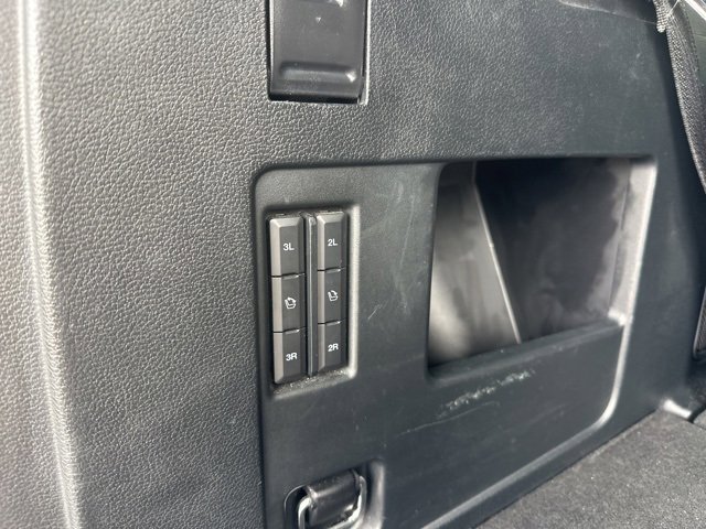 2019 Ford Expedition Limited photo 17