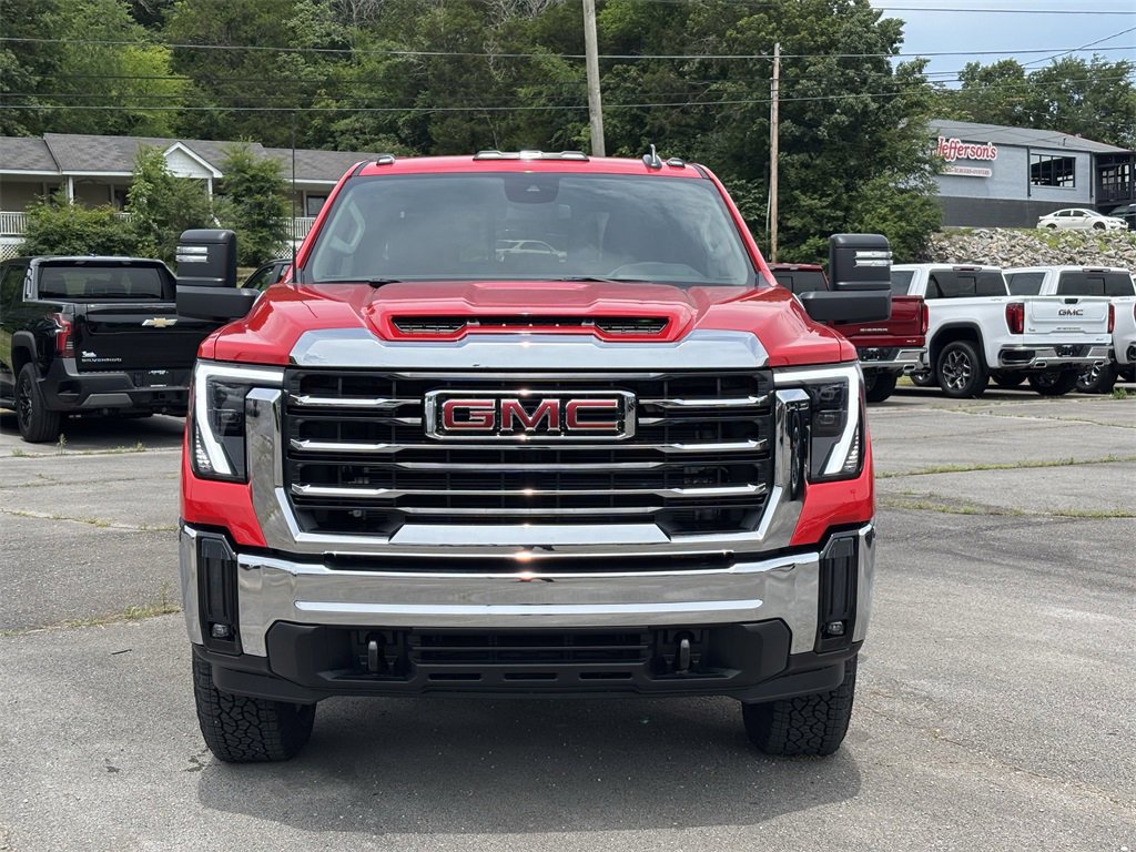 2025 Gmc Sierra 2500 HD SLE photo 4