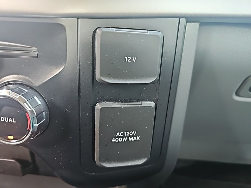2022 Ford F-150 XLT photo 31