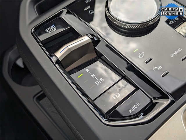 2025 Bmw iX photo 19