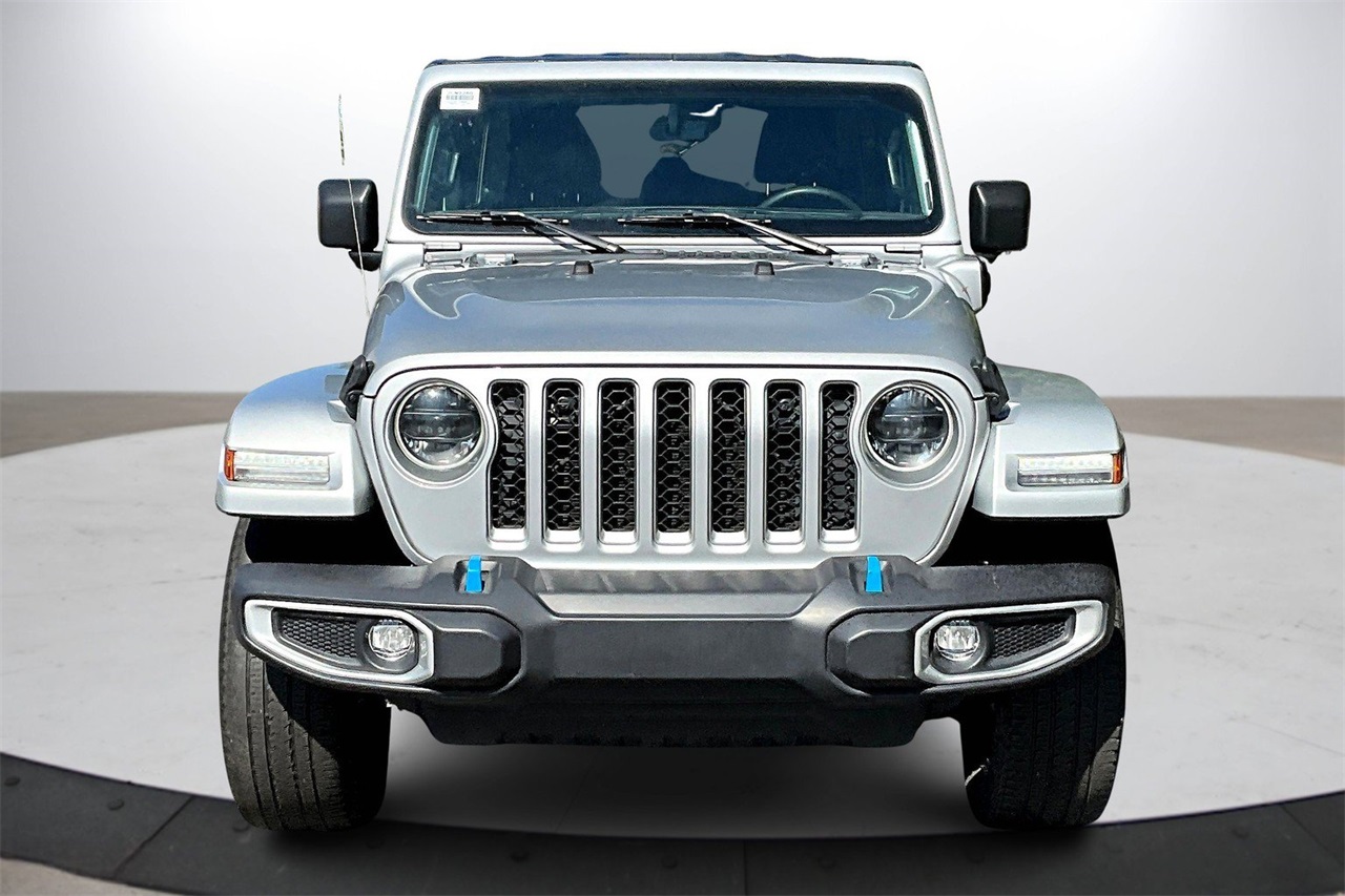 2023 Jeep Wrangler Sahara 4xe photo 3
