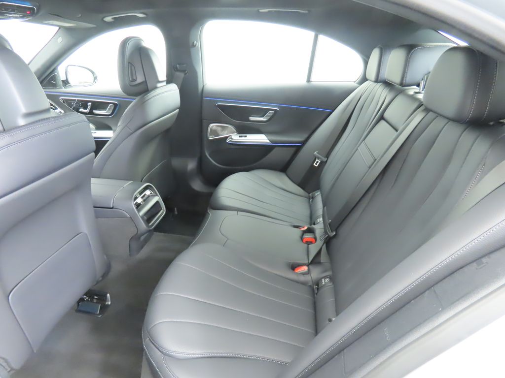 2026 Mercedes Benz E 350 4MATIC photo 20
