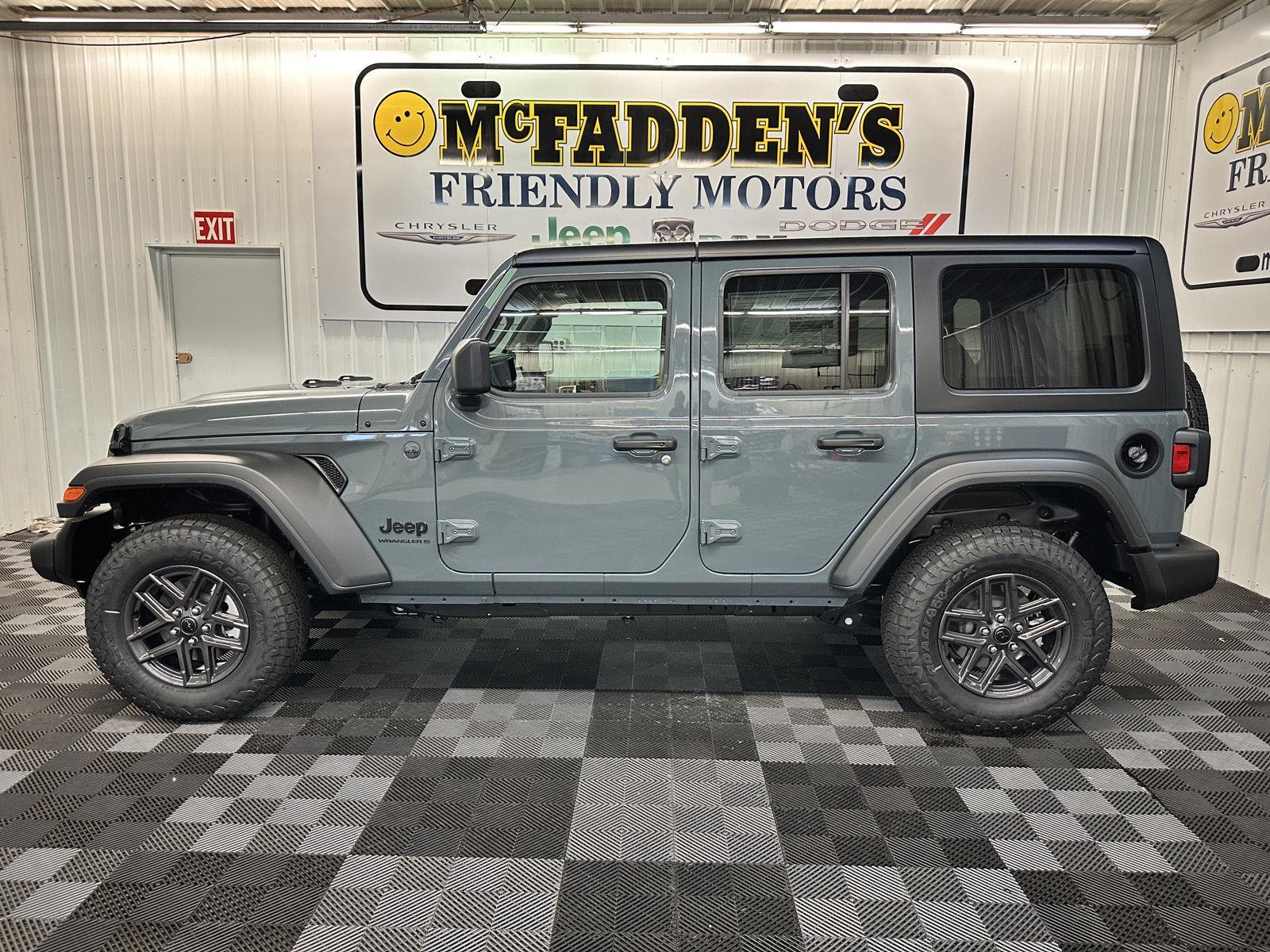 2025 Jeep Wrangler Sport S photo 4