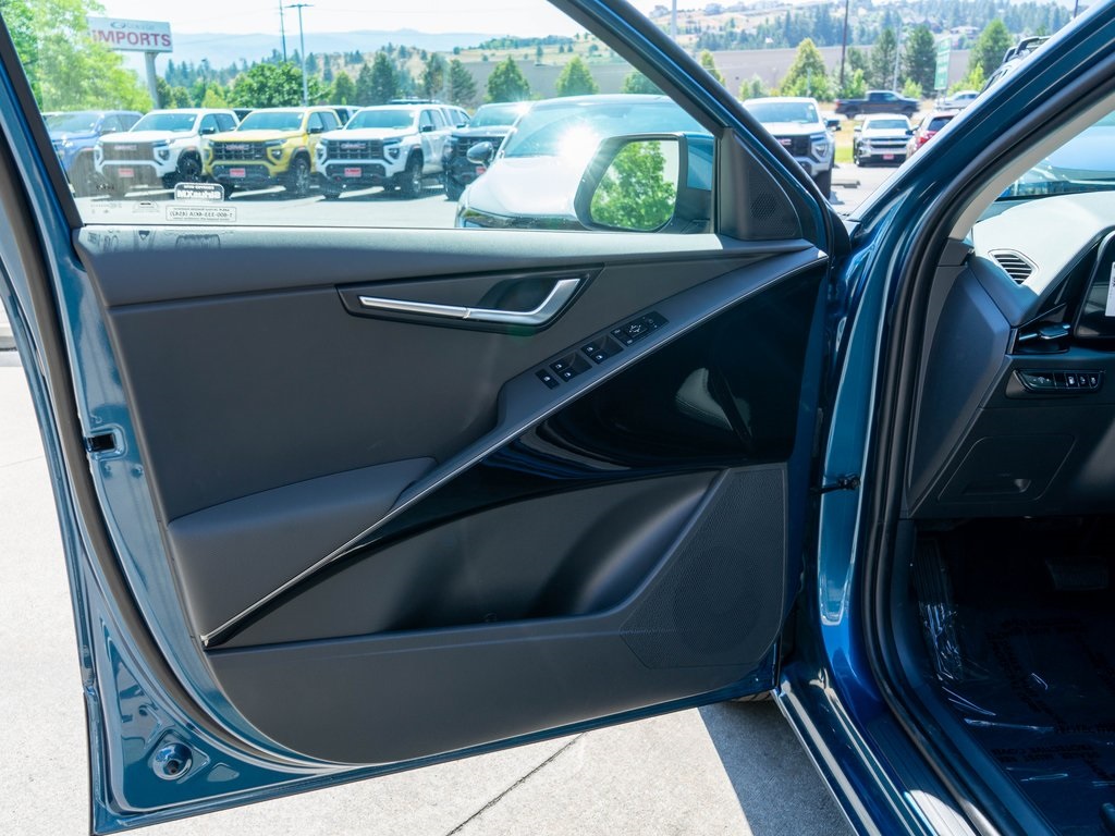 2025 Kia Niro Plug-In Hybrid EX photo 15