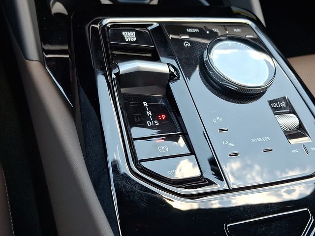 2025 Bmw 530i xDrive photo 16