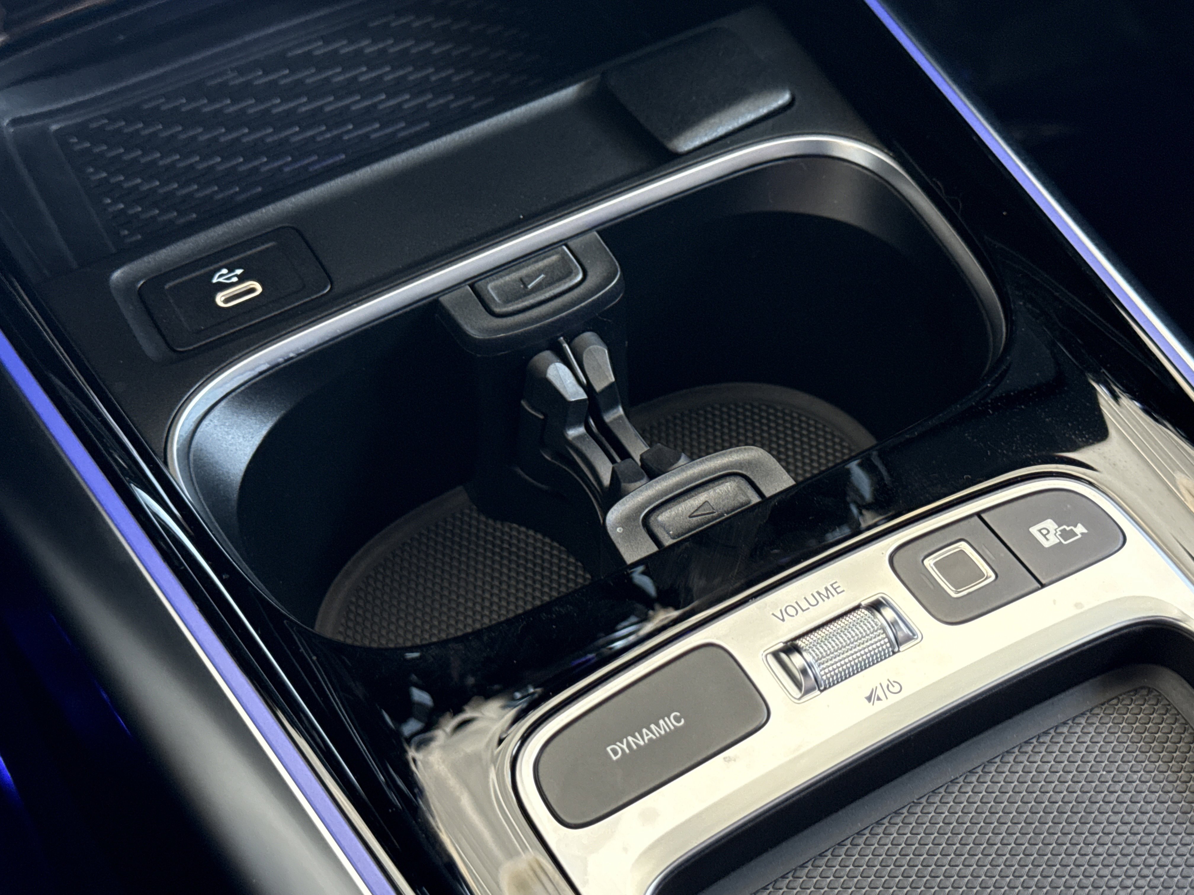 2025 Mercedes Benz GLA 250 photo 11