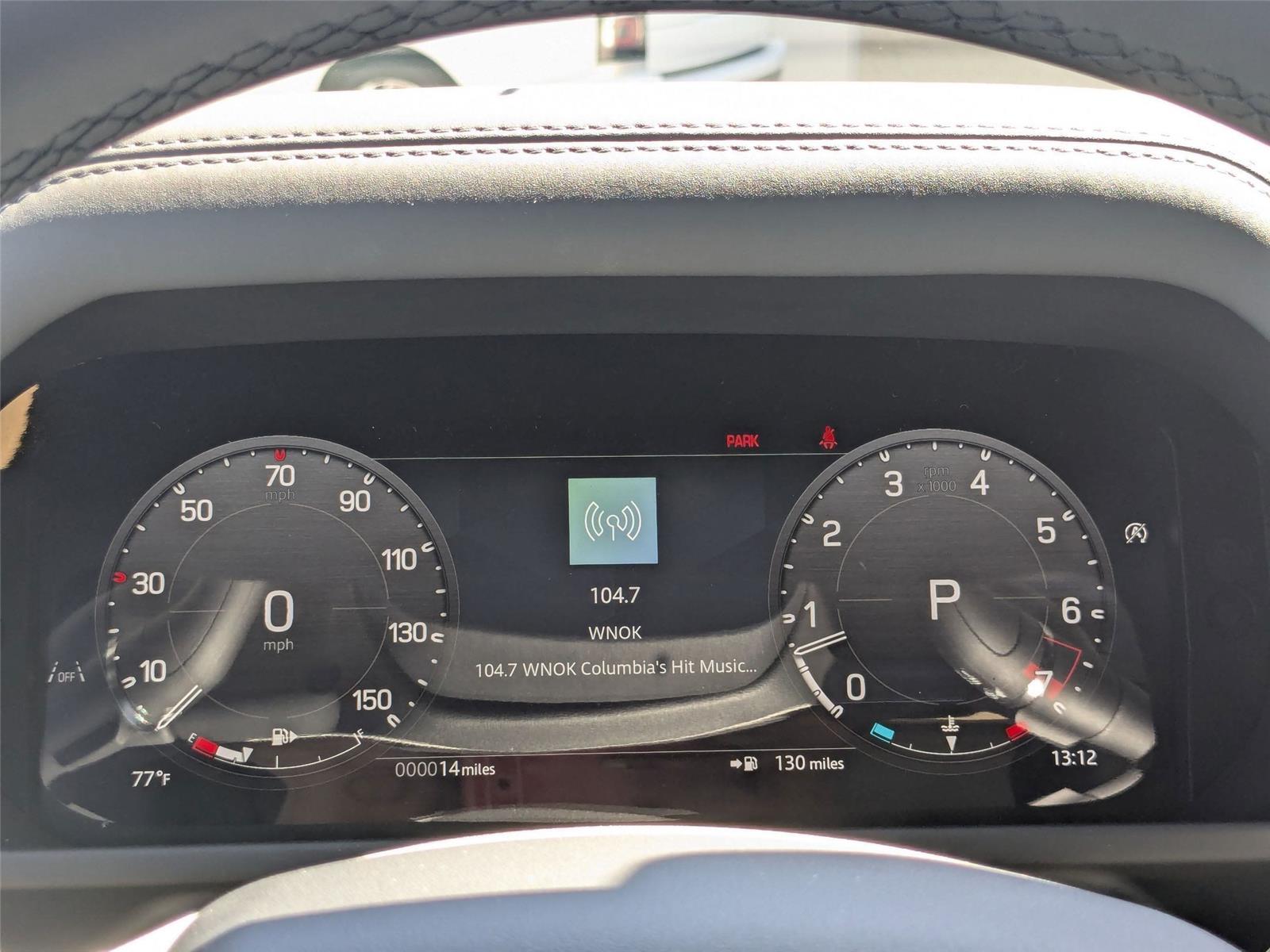 2026 Land Rover Defender 110 S photo 19