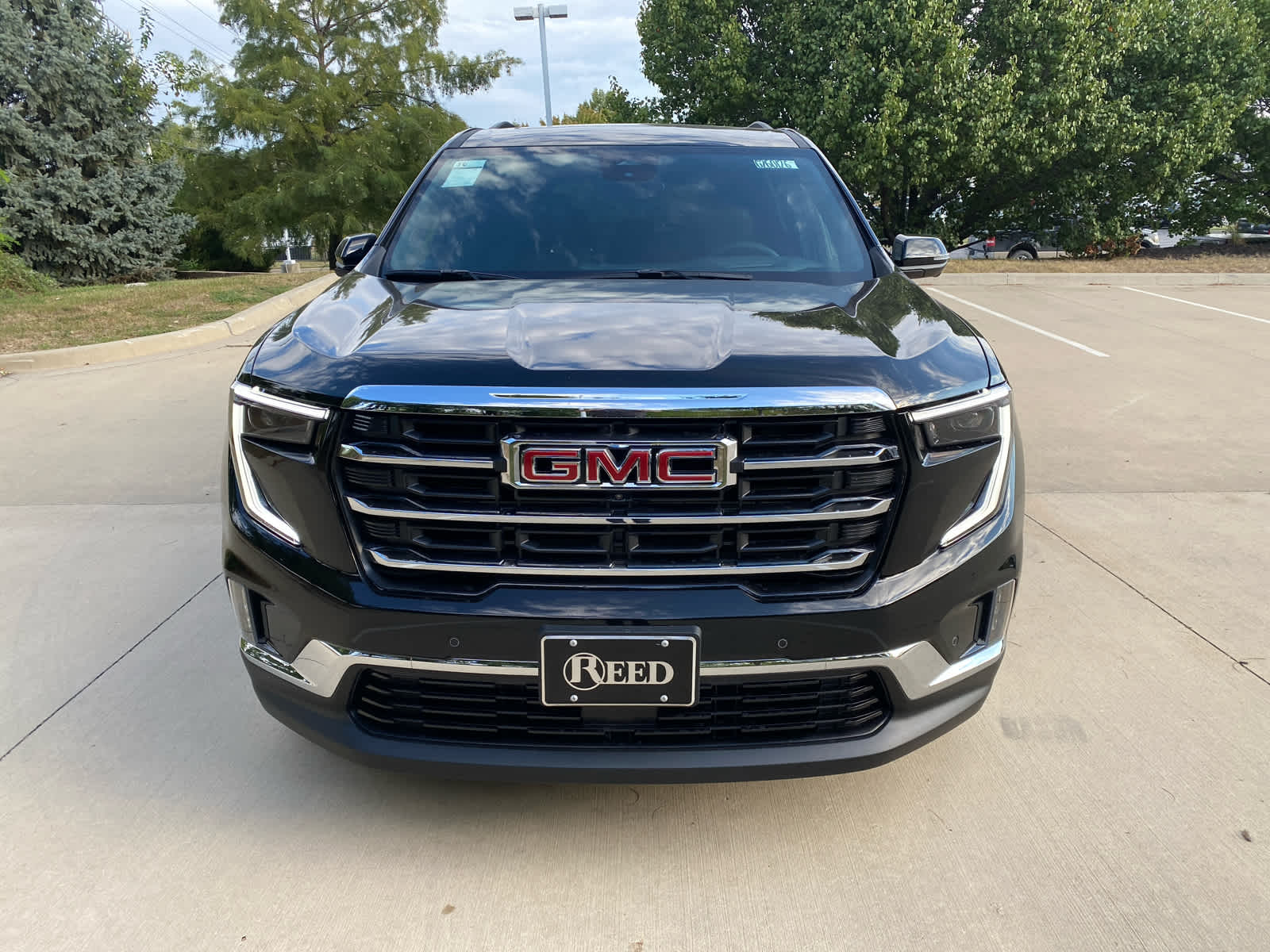 2026 Gmc Acadia Elevation photo 2