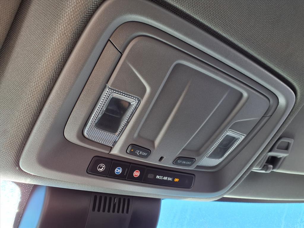 2024 Chevrolet Silverado 1500 photo 18