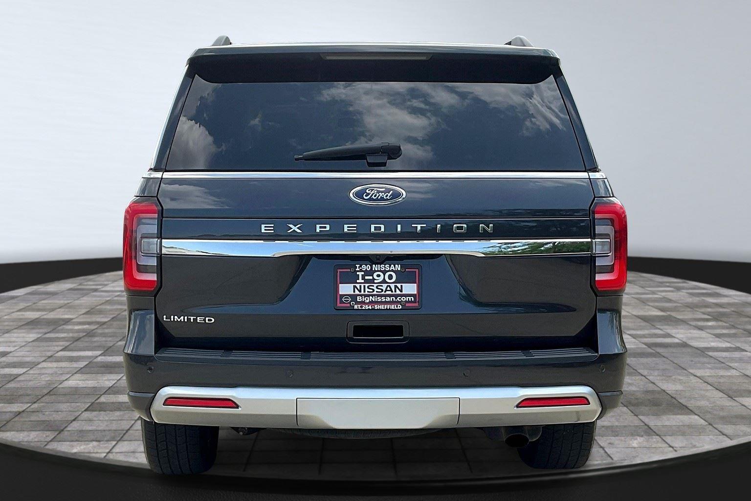 2023 Ford Expedition Limited photo 4