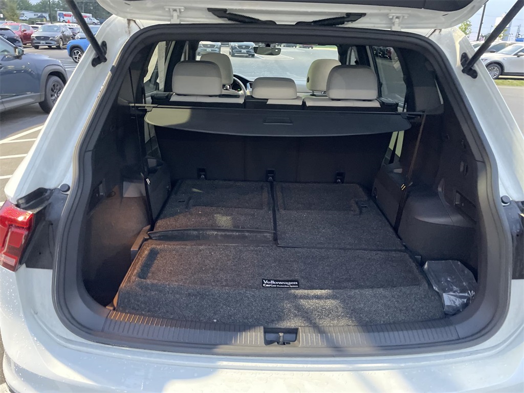 2021 Volkswagen Tiguan SE R-Line Black photo 13