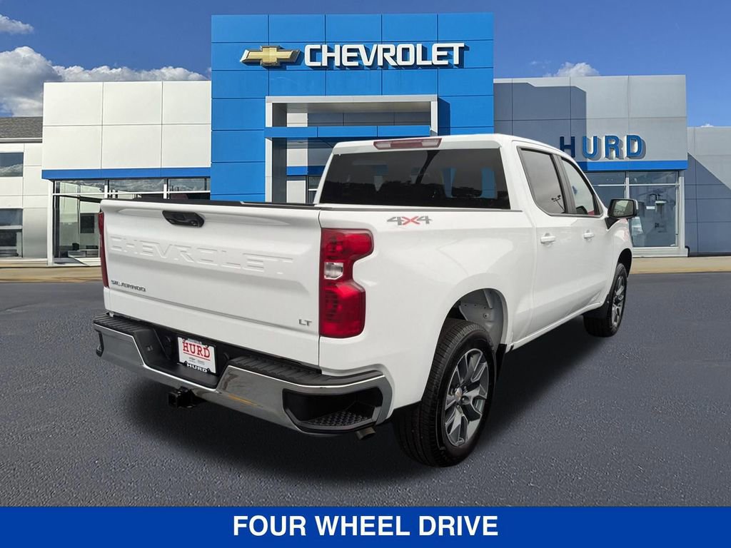 2025 Chevrolet Silverado 1500 LT photo 3