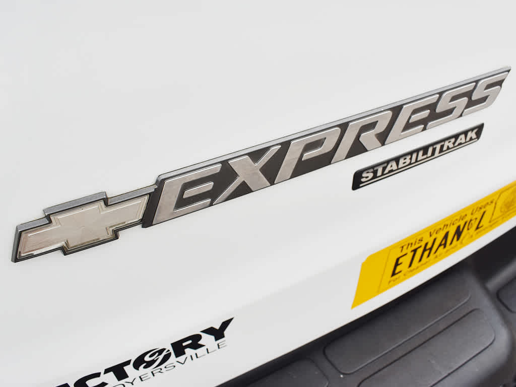 2014 Chevrolet Express 2500 LT photo 8
