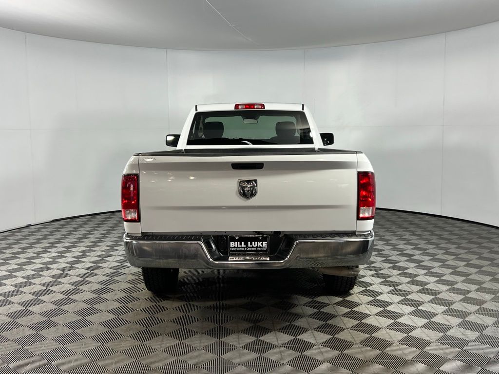 2021 Ram 1500 Classic Tradesman photo 3