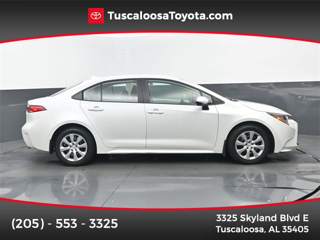 2025 Toyota Corolla LE's photo